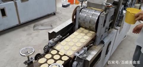 太空压缩饼干为何更耐饿？解析饼干机械背后的制作奥秘